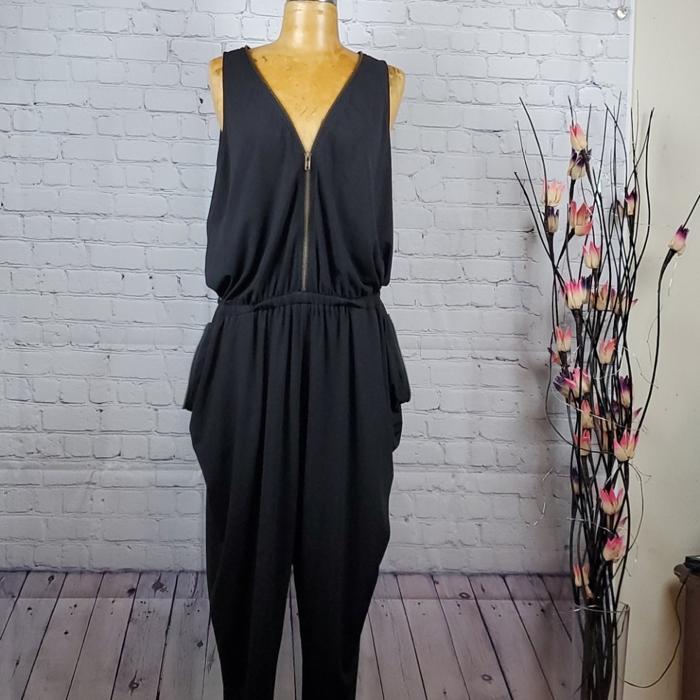 City Chic Sleeveless Baggie Jumpsuit Black Size XS - Picture 2 of 16